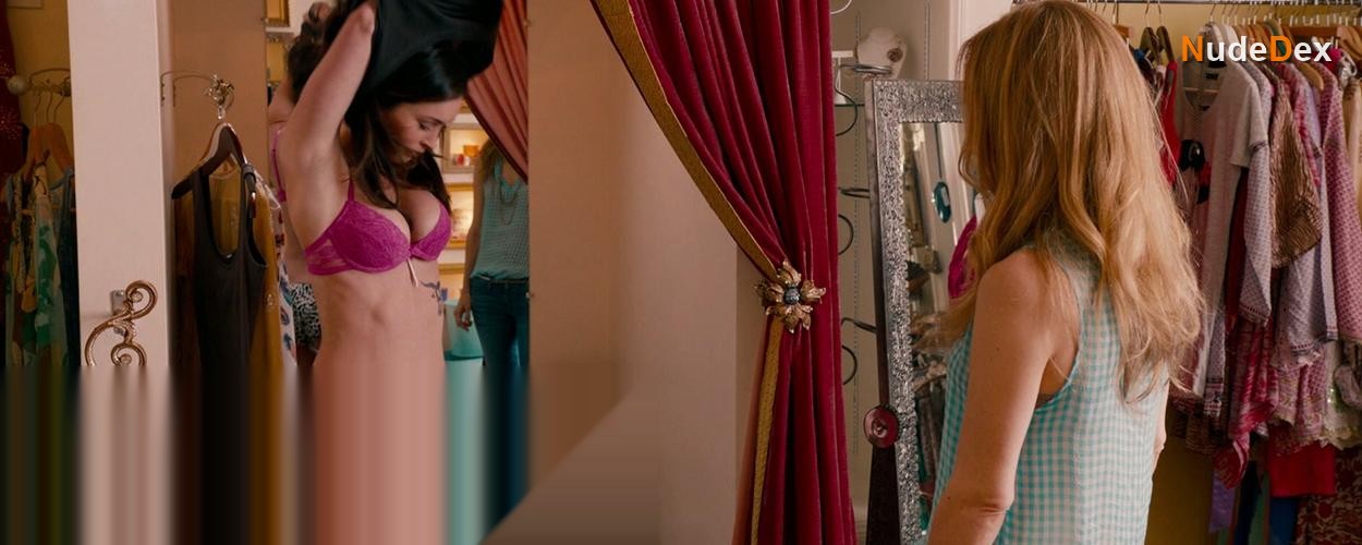 Megan Fox in This Is 40, photo 2