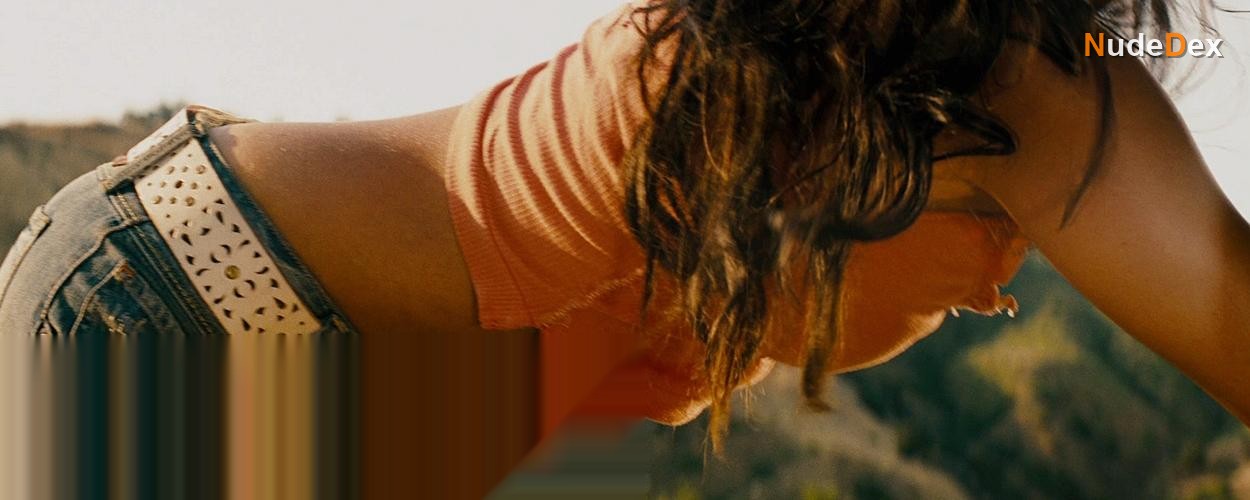 Megan Fox in Transformers, photo 2