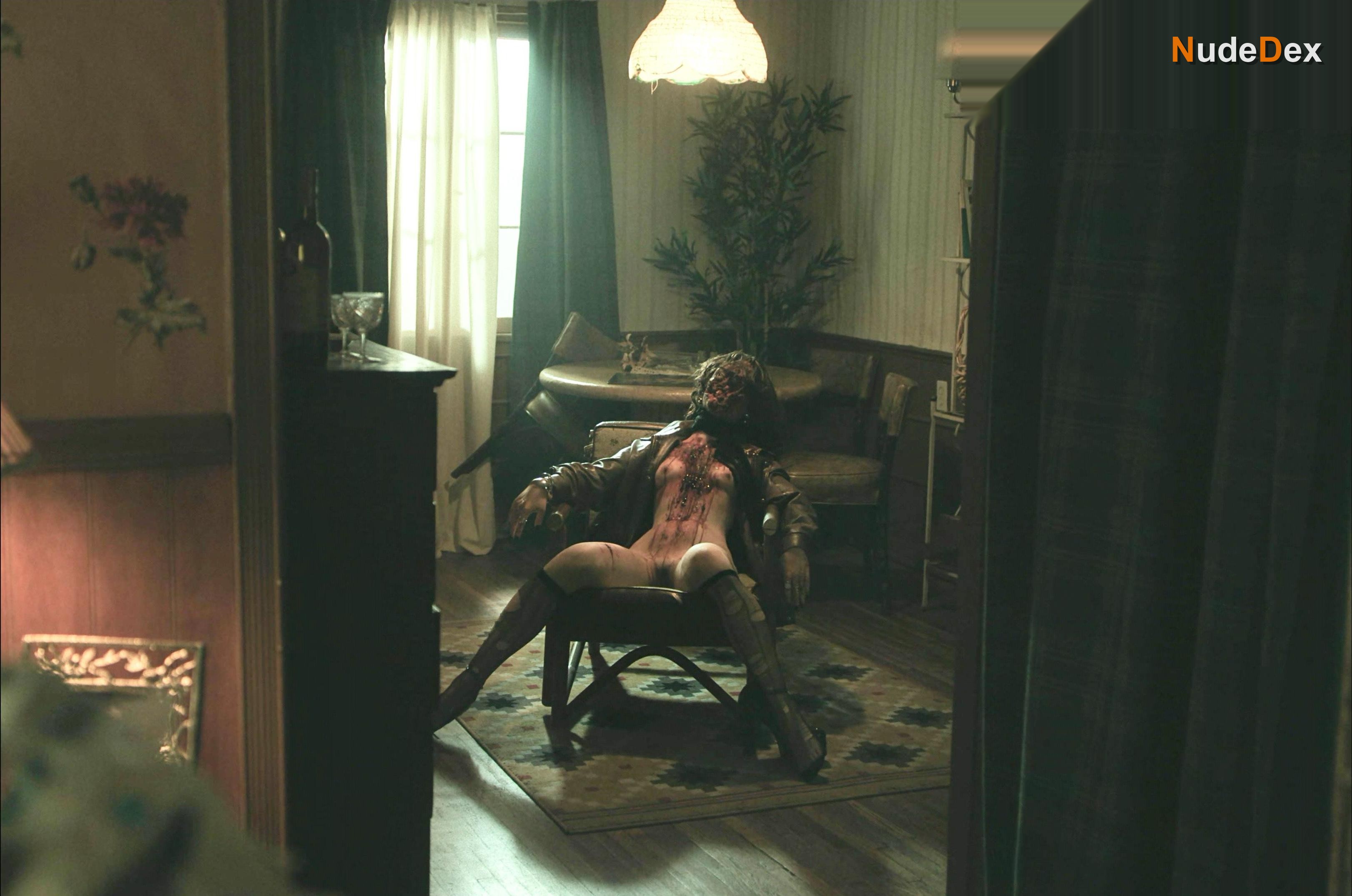 Megan Lawless in Obsession, photo 1