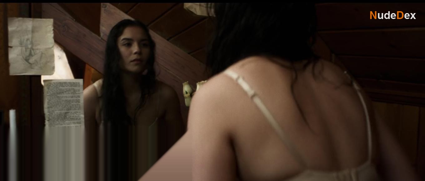 Megan Lawless in The Death That Awaits, photo 4