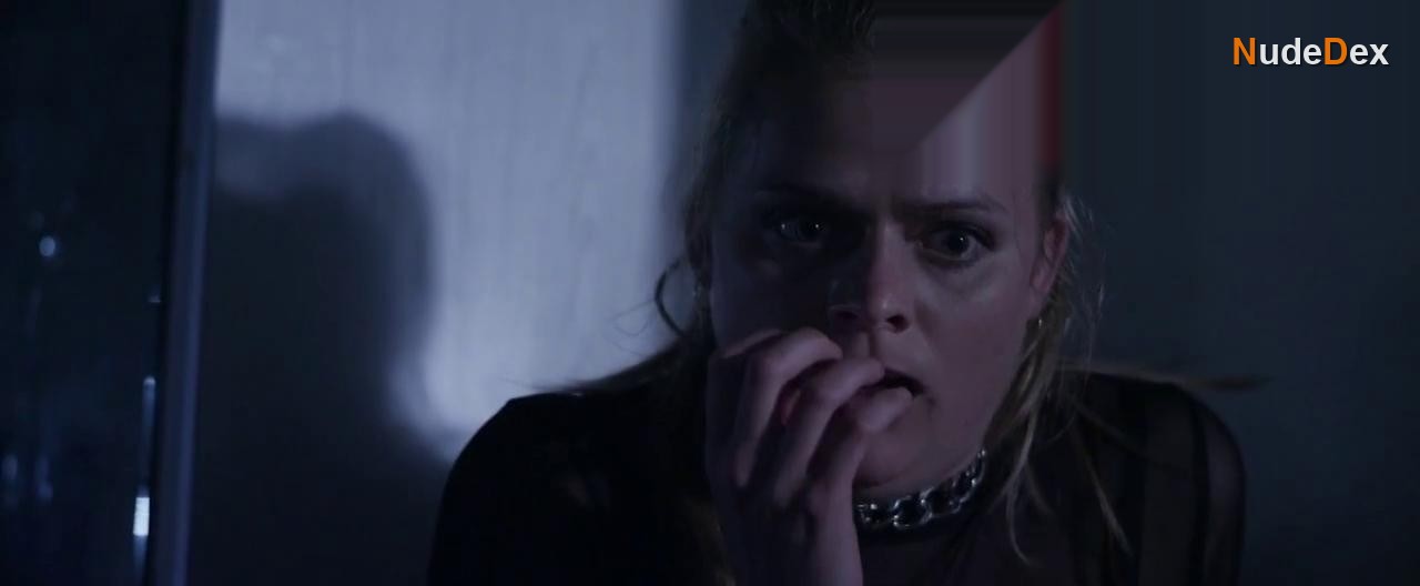 Megan Purvis in Medusa: Beauty Is The Beast, photo 6