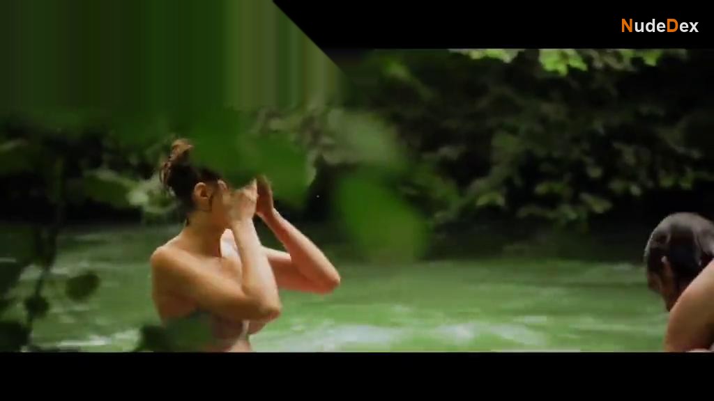 Mela Feigenbaum in Underwearlies, photo 11