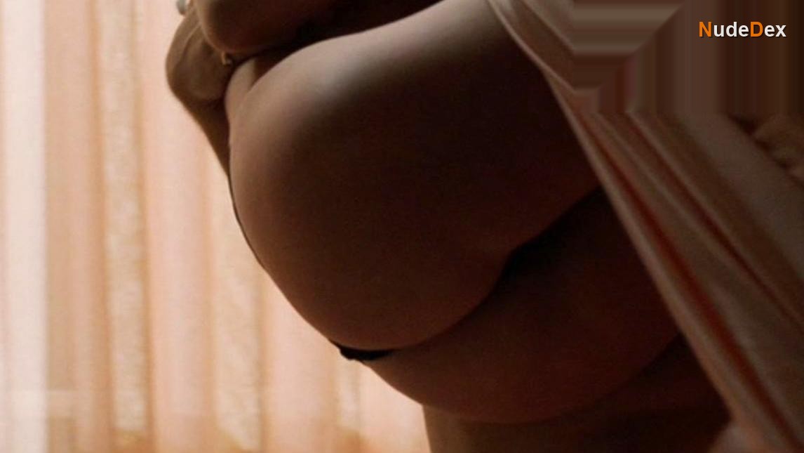Melanie Merle in Stander, photo 7