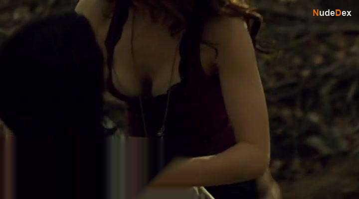 Melanie Scrofano in Wynonna Earp, photo 3