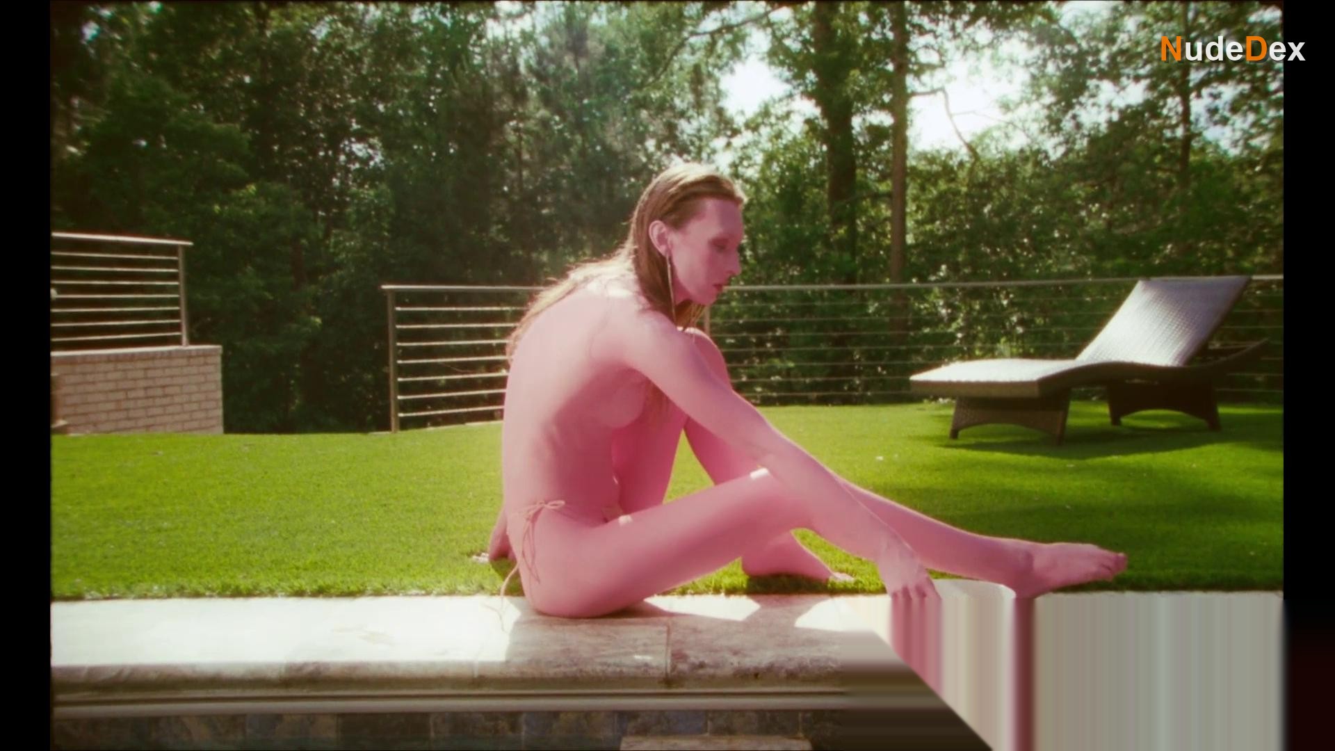 Melissa Chilson in Osmosis, photo 9