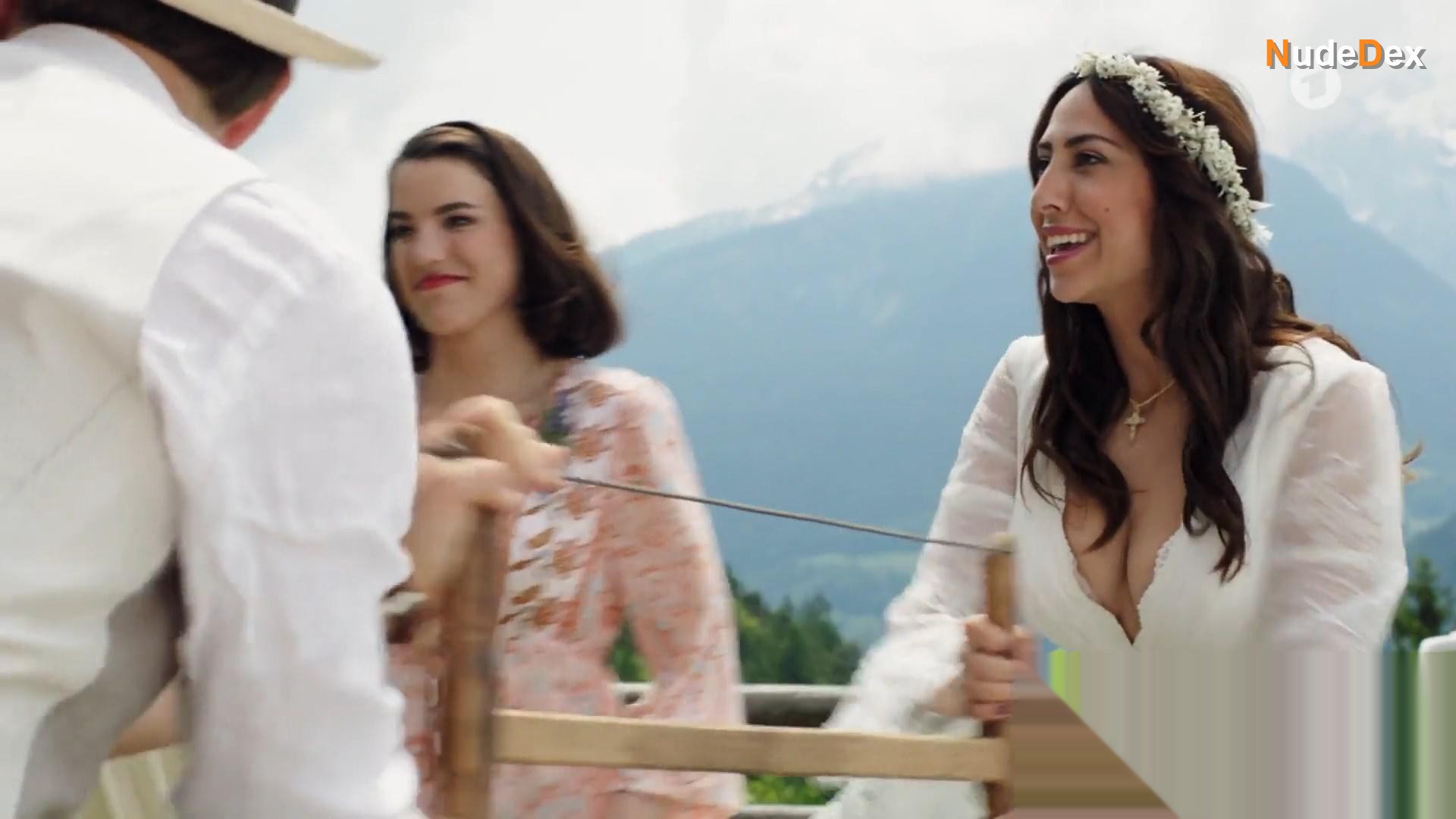 Melissa Khalaj in Watzmann Ermittelt, photo 3