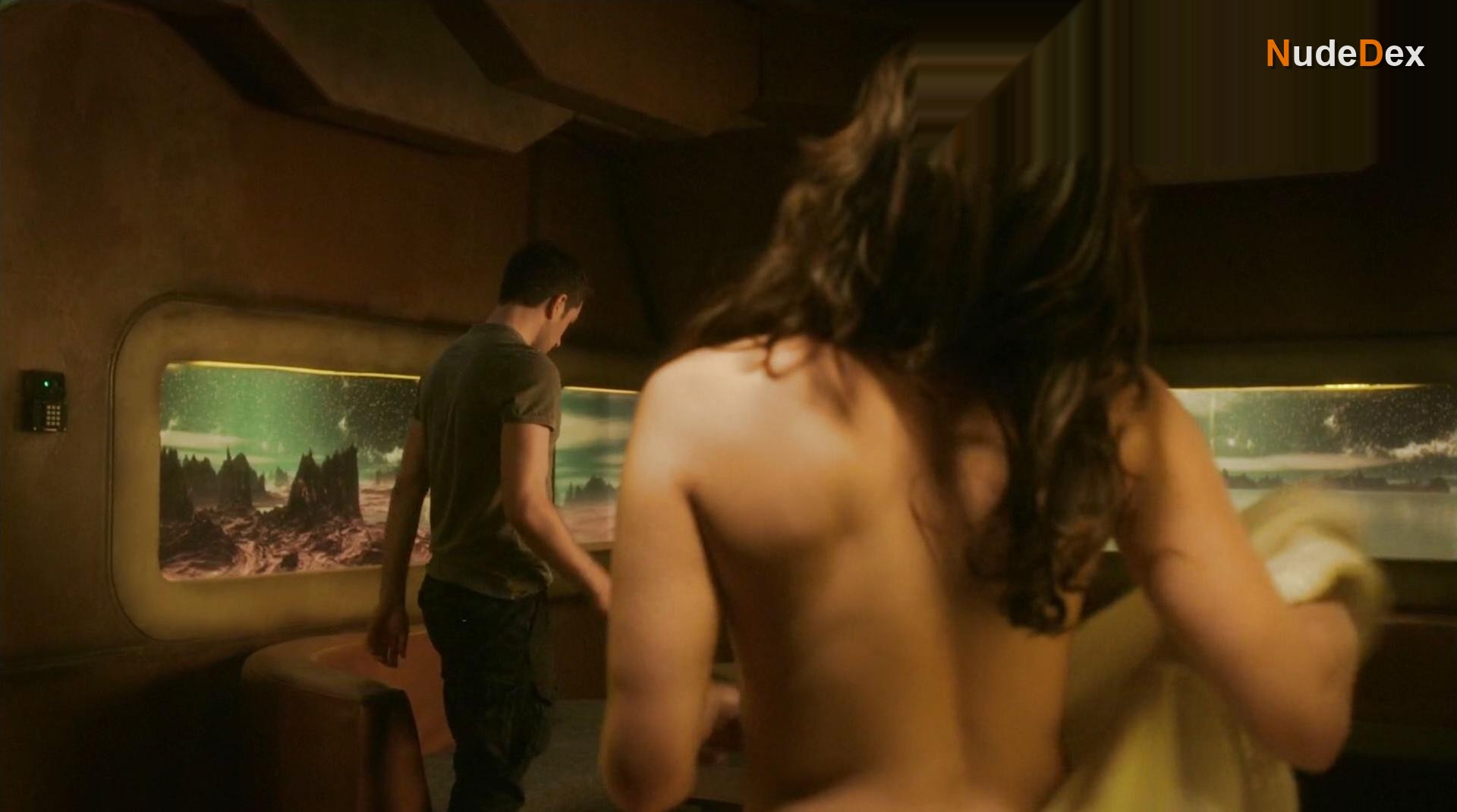 Melissa O'neil in Dark Matter, photo 3