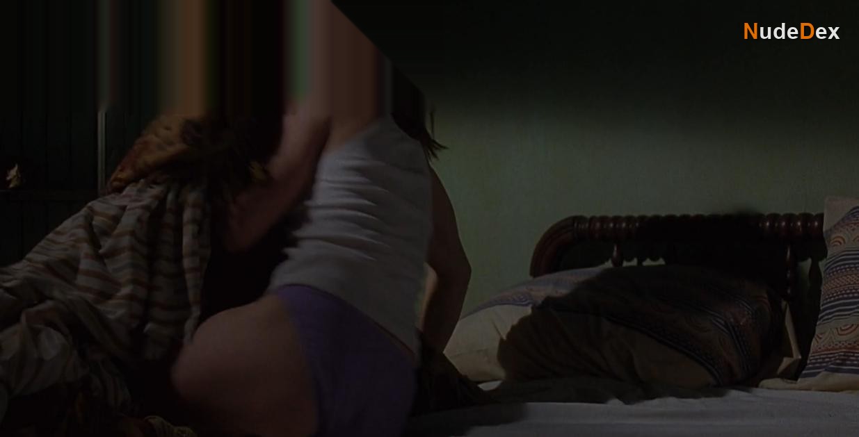Melora Walters in Desert Saints, photo 2