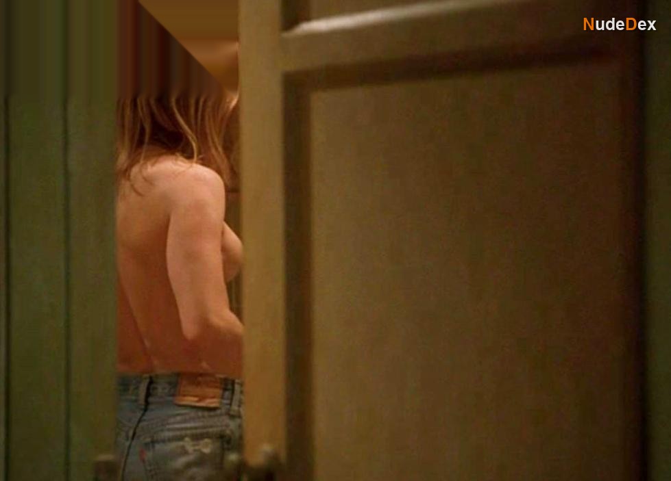Melora Walters in Desert Saints, photo 7
