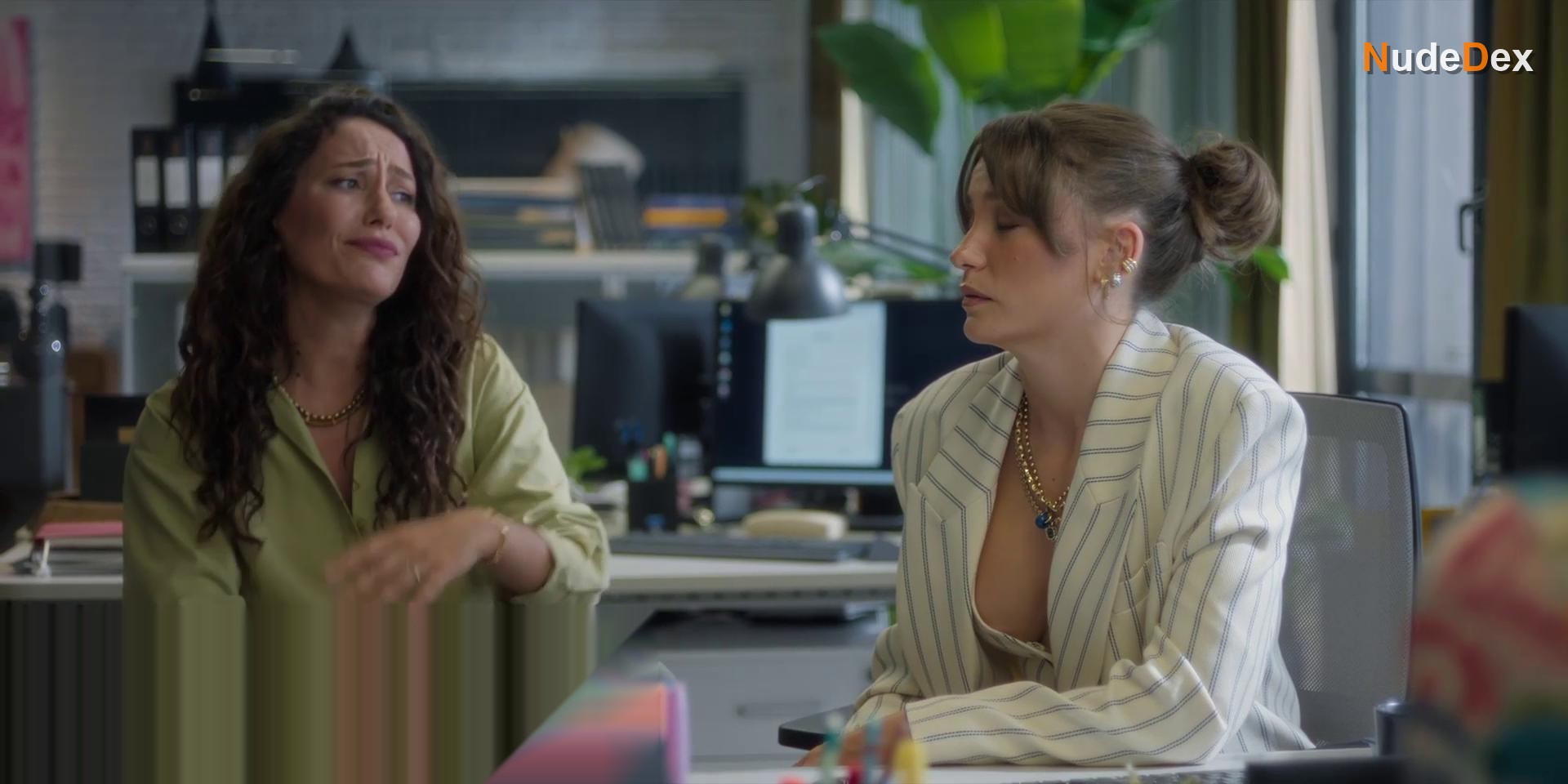Meric Aral in Thank You, Next, photo 12