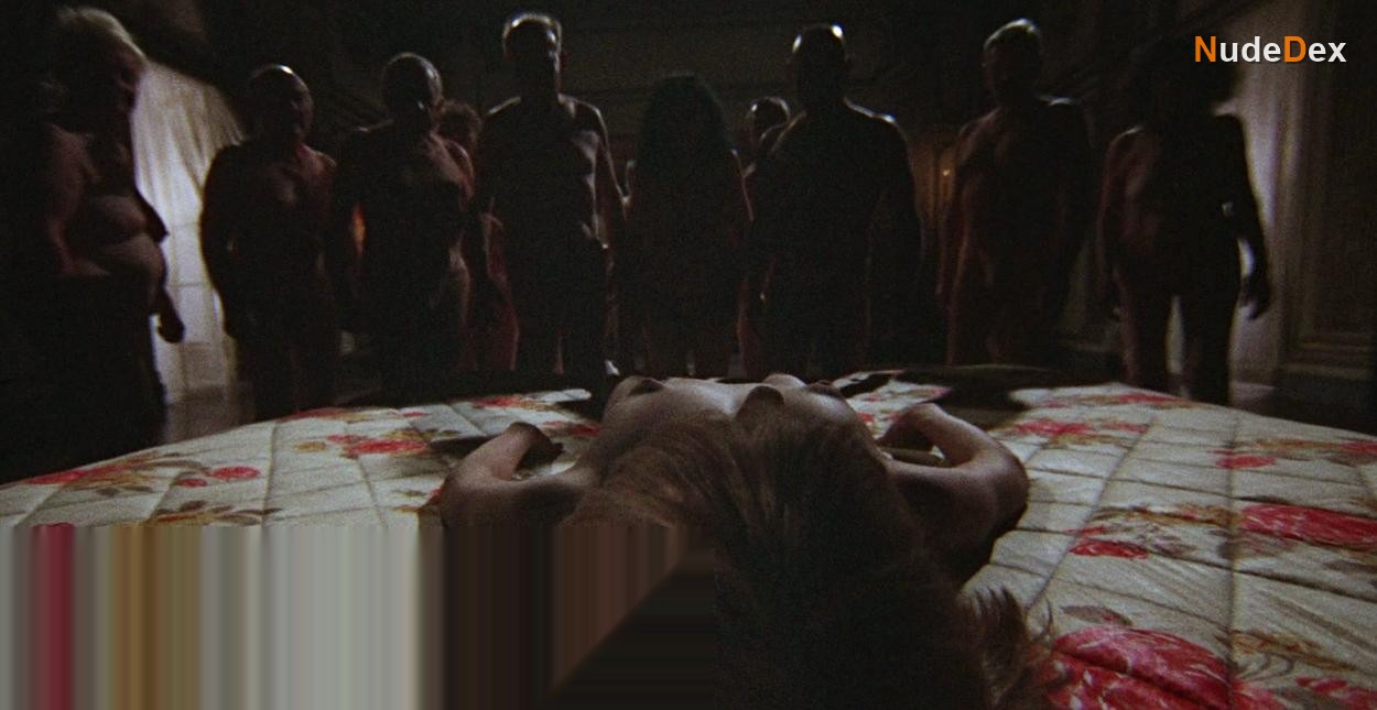 Mia Farrow in Rosemary's Baby, photo 6