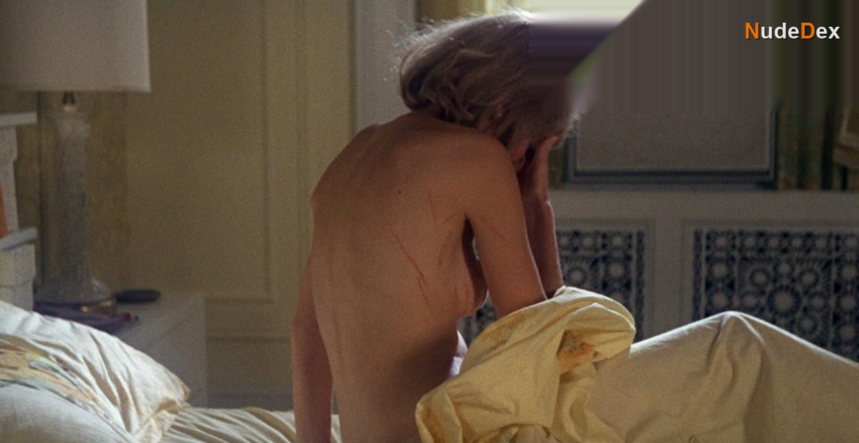 Mia Farrow in Rosemary's Baby, photo 11