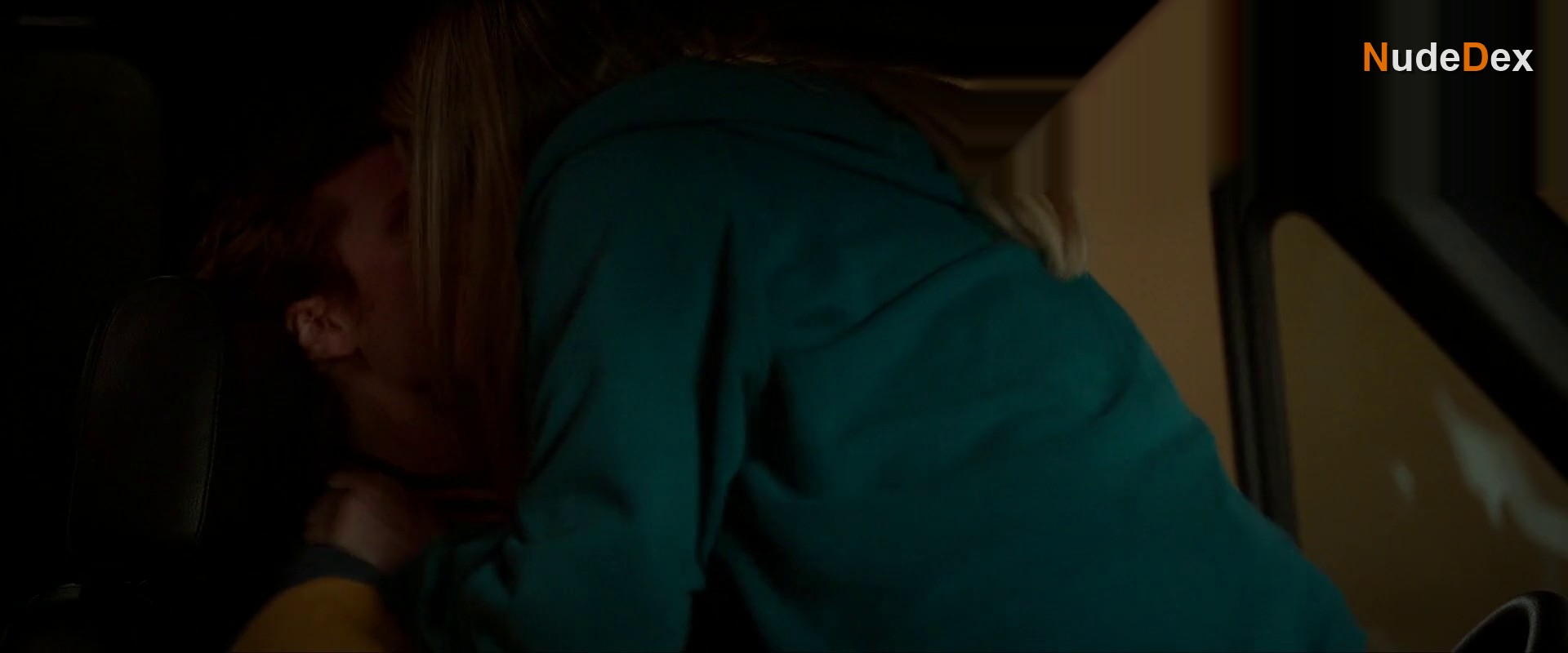Mia Jenkins in Love Me, Love Me, photo 14