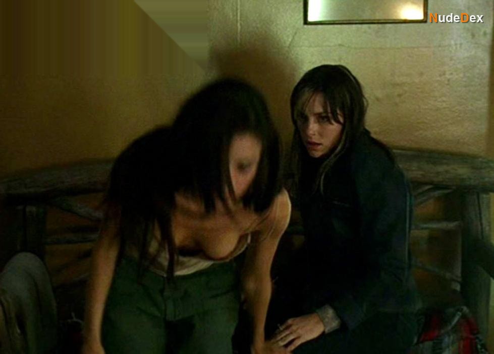 Mia Kirshner in 24, photo 7