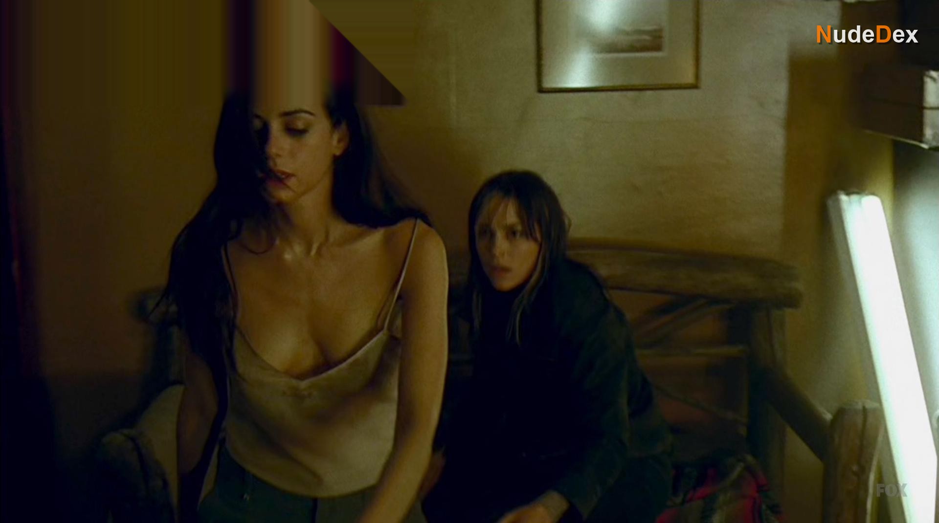 Mia Kirshner in 24, photo 8