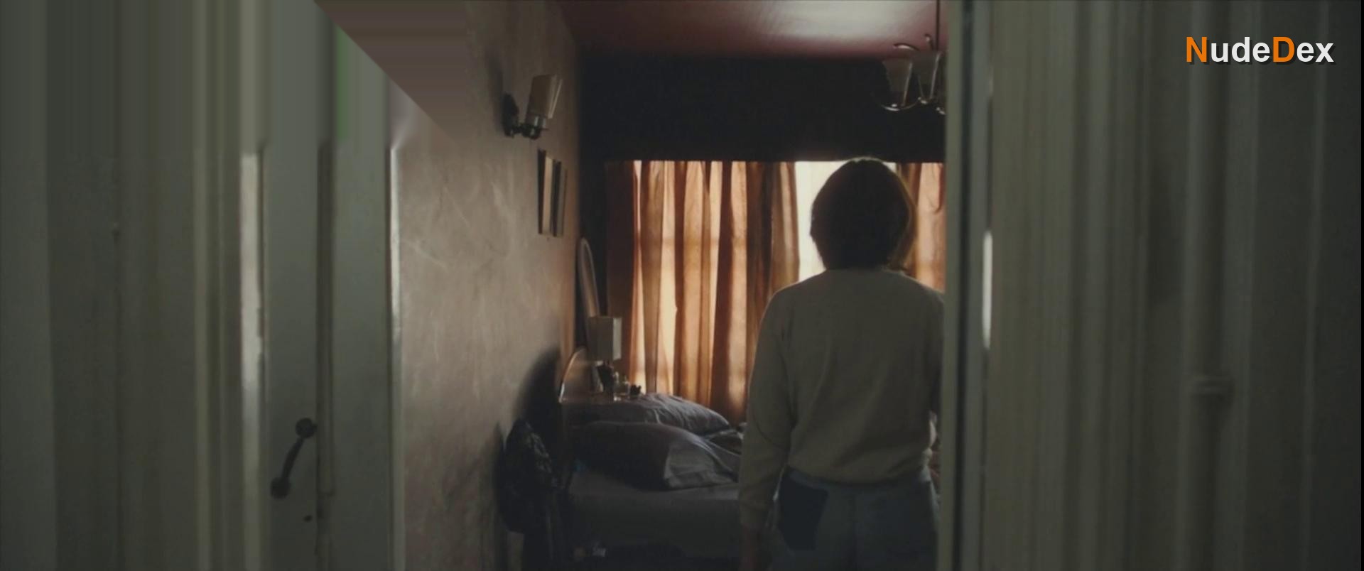 Mia Selway in The Death Of Bunny Munro, photo 4