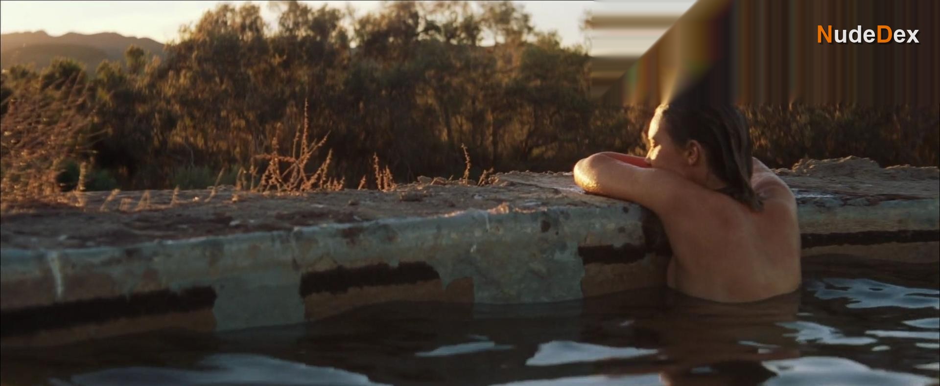 Mia Wasikowska in Tracks, photo 6