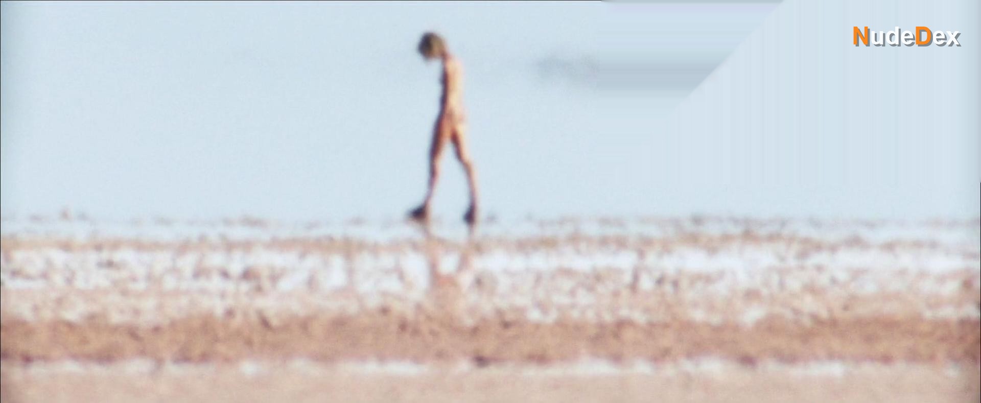 Mia Wasikowska in Tracks, photo 8