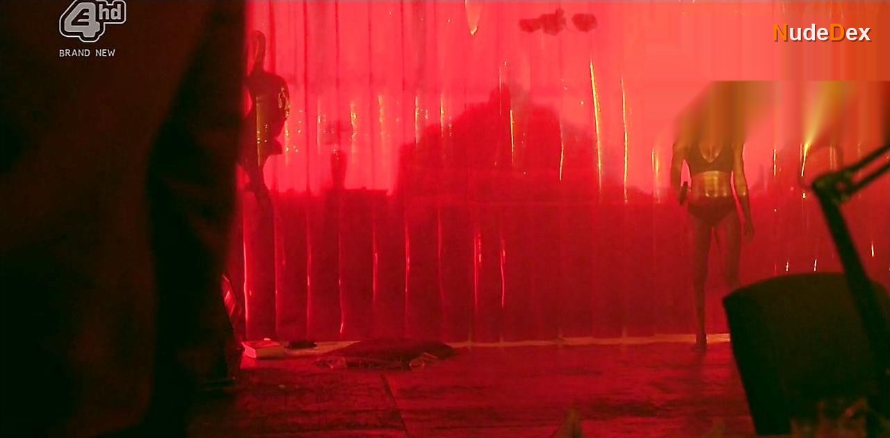 Michaela Coel in The Aliens, photo 2