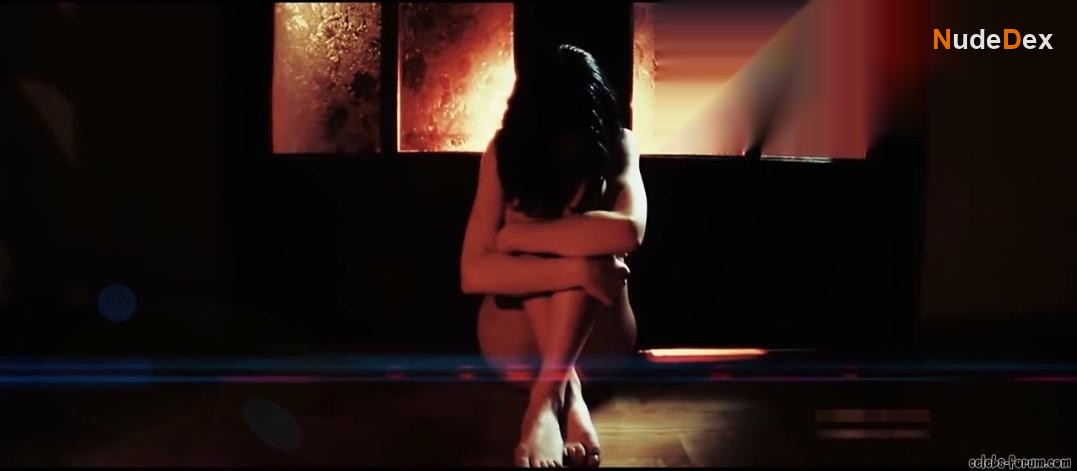 Michalina Olszanska in Solange, photo 5
