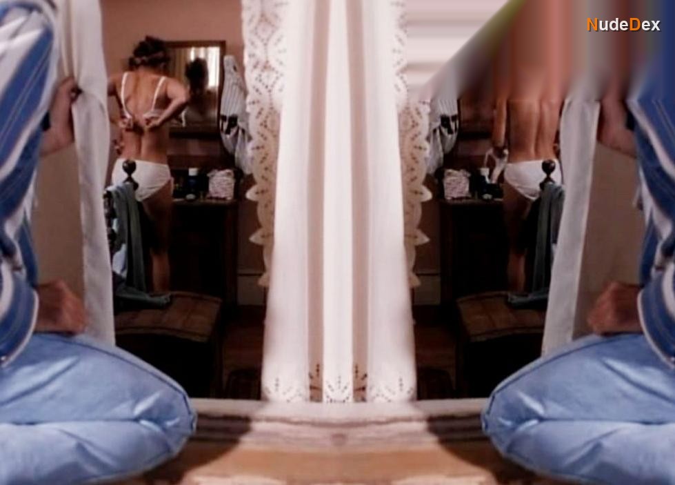 Michelle Joyner in Painted Hero, photo 1