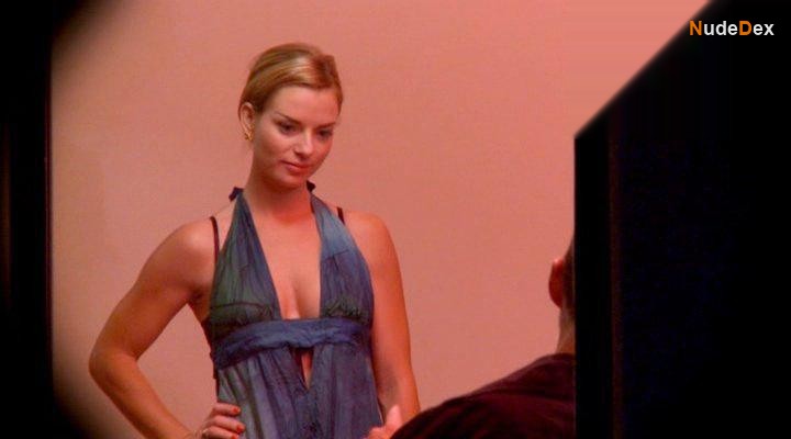 Michelle Merrifield in I C U, photo 2