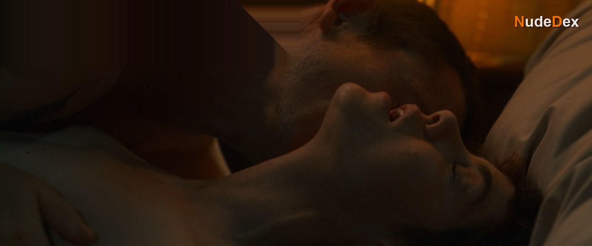Michelle Monaghan in Echoes, photo 4