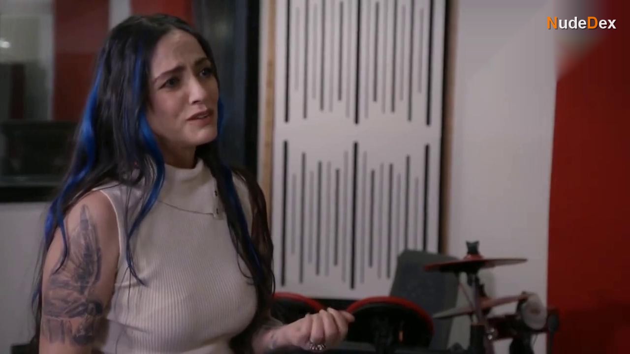 Michelle Orozco in Como Dice El Dicho, photo 5
