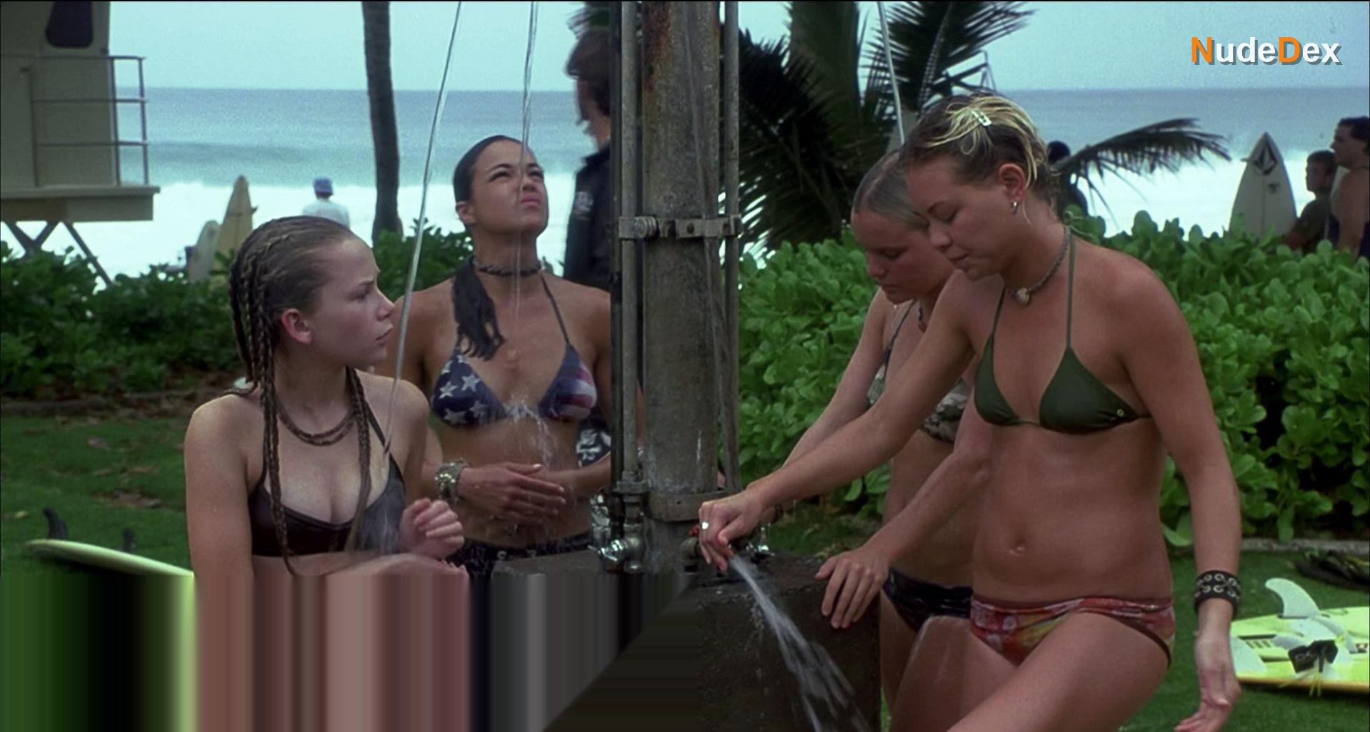 Michelle Rodriguez in Blue Crush, photo 4