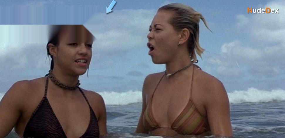 Michelle Rodriguez in Blue Crush, photo 12