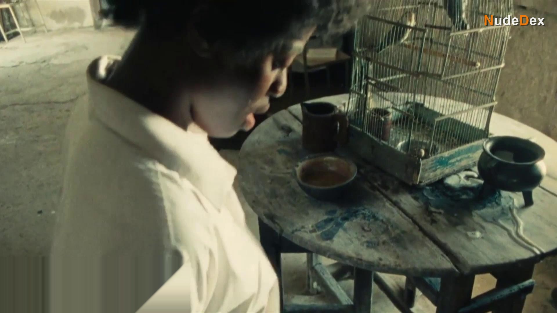 Michelle Tshibola in Pharmakon, photo 4