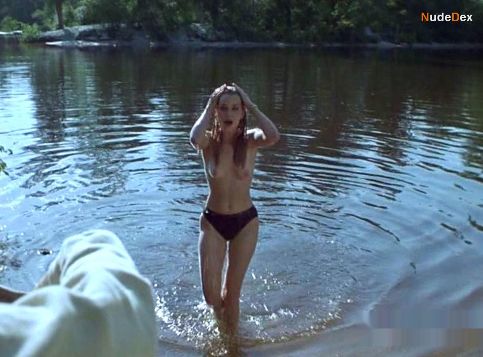 Michelle White in Sacrifice!, photo 5