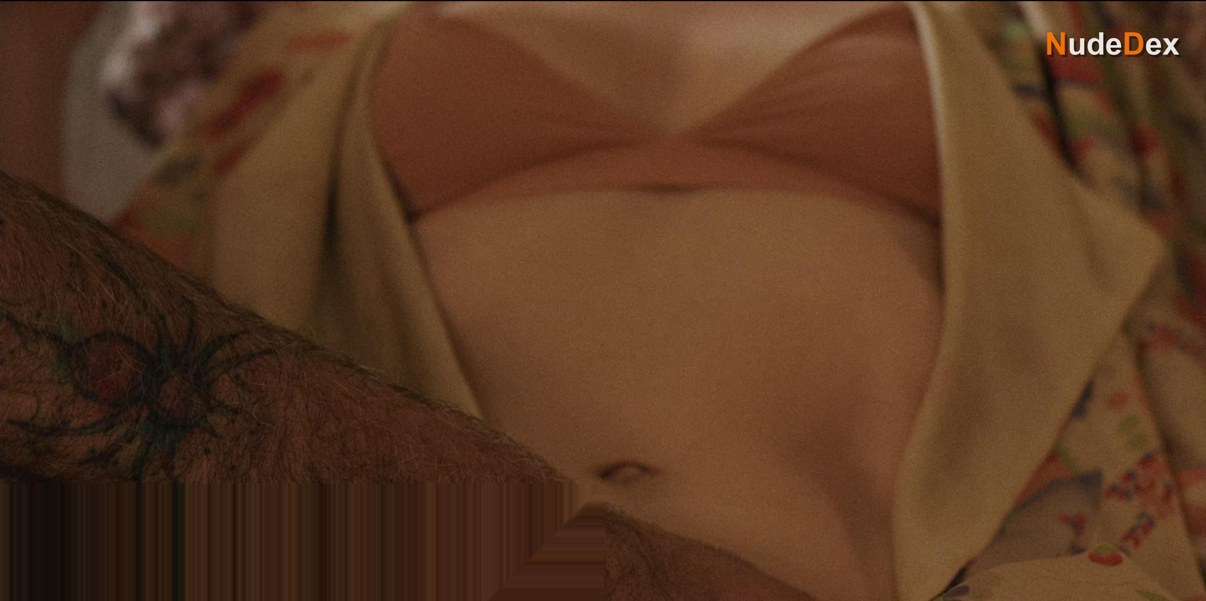 Michelle Williams in Dying For Sex, photo 70