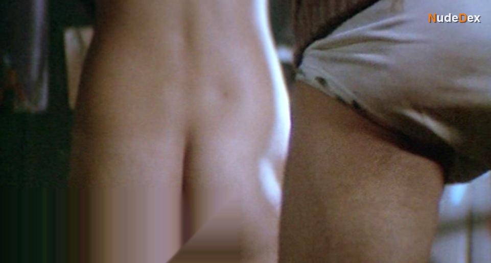 Miki Sugimoto in Zero Woman Red Handcuffs, photo 6