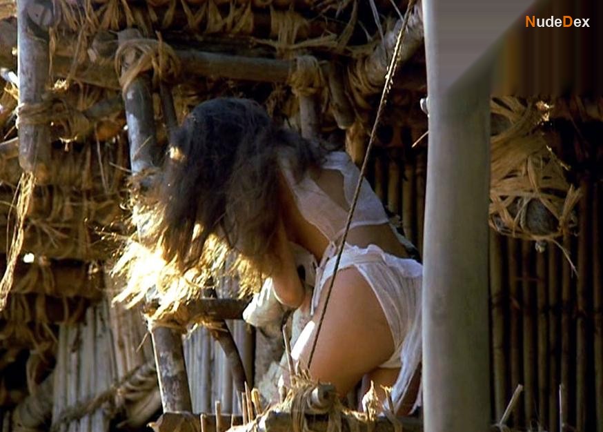 Milla Jovovich in Return To The Blue Lagoon, photo 13