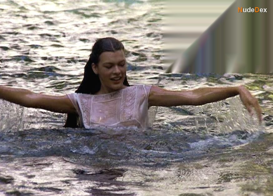 Milla Jovovich in Return To The Blue Lagoon, photo 17