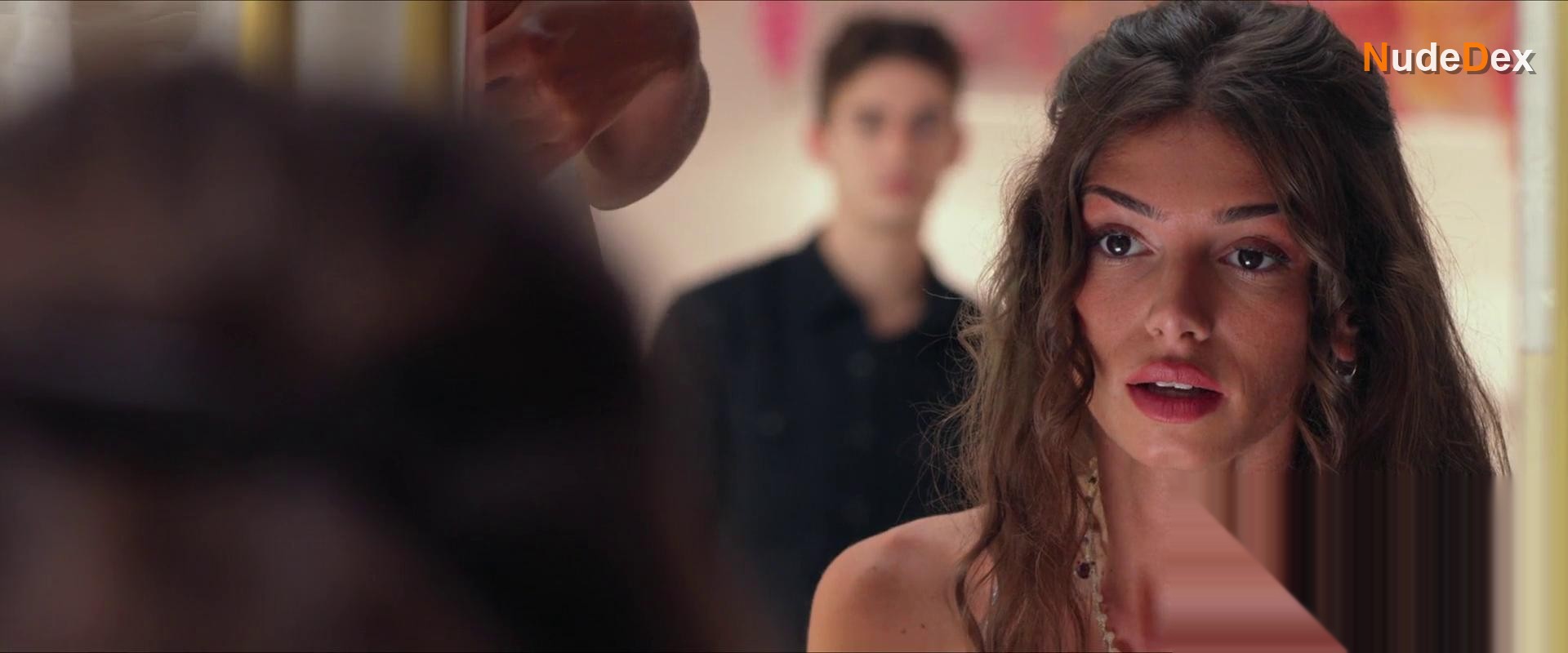 Mimi Keene in After Everything, photo 12