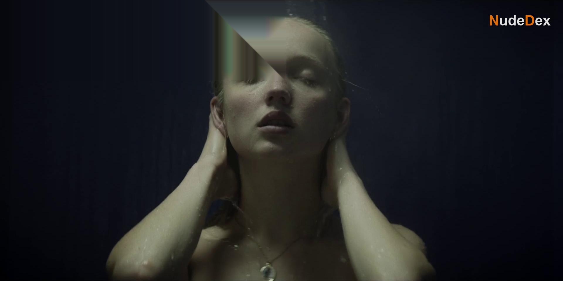 Mina-giselle Ruffer in Was Wir Furchten, photo 3