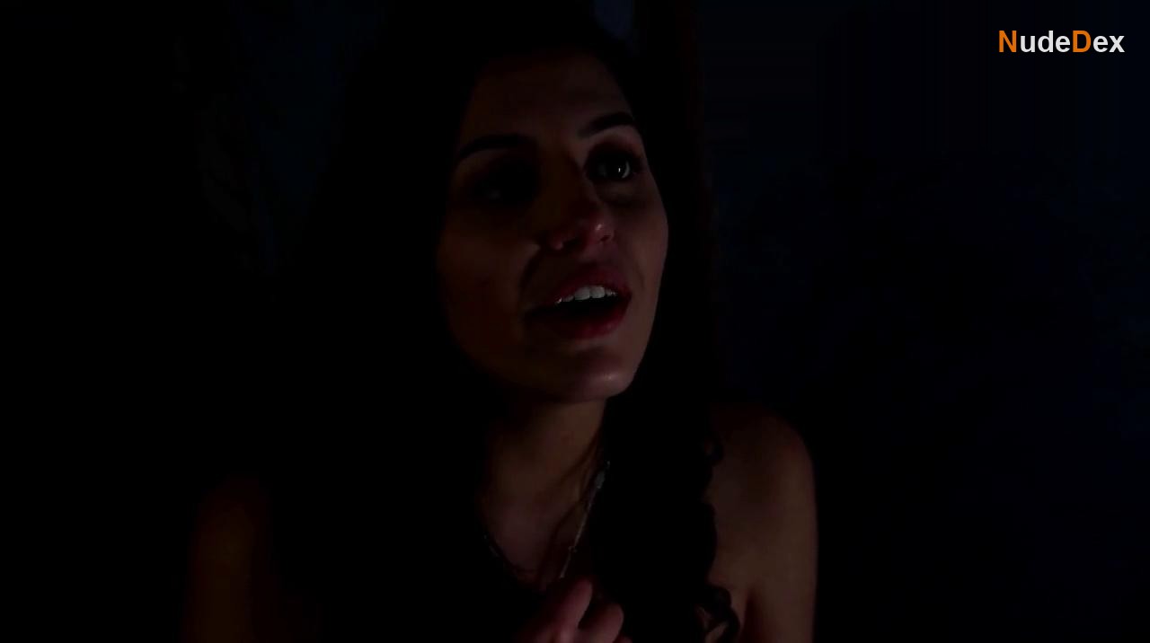 Miranda Melhado in Amityville Vampire, photo 5
