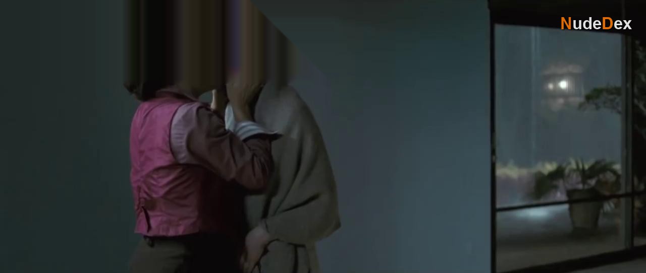 Miranda Otto in Reaching For The Moon, photo 2