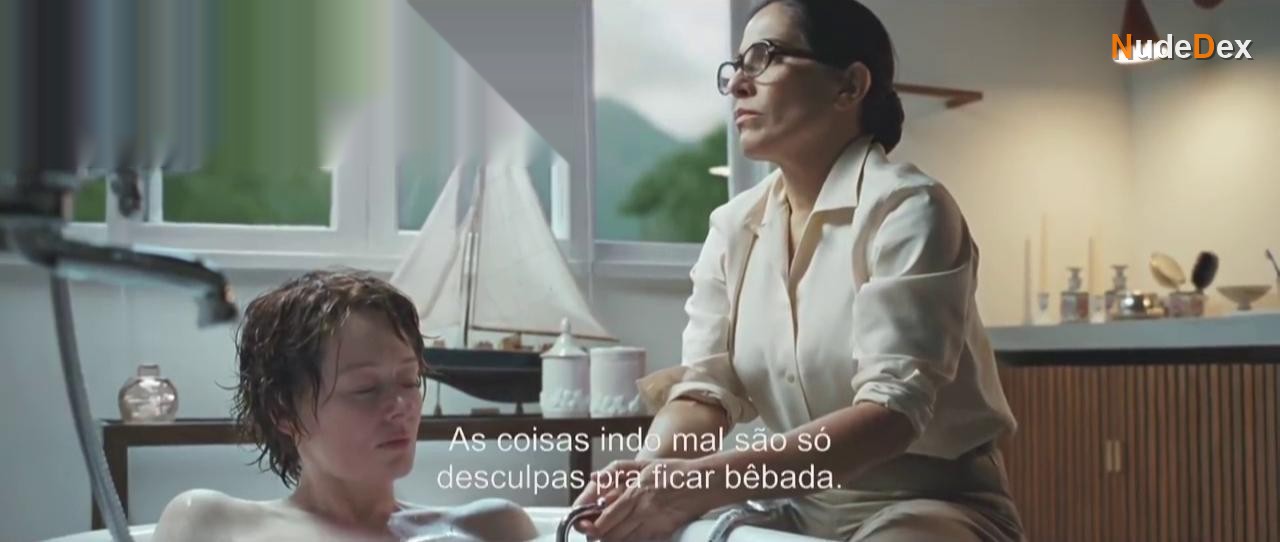 Miranda Otto in Reaching For The Moon, photo 4