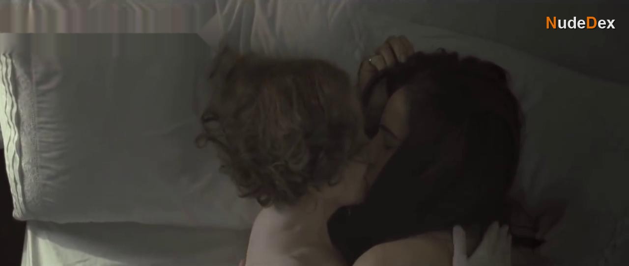 Miranda Otto in Reaching For The Moon, photo 5