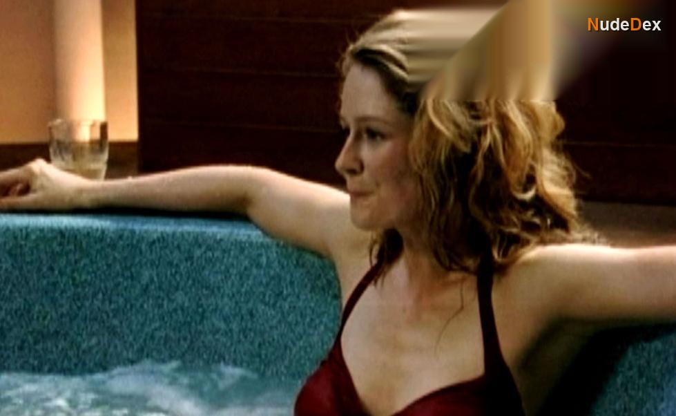 Debra Messing in The Starter Wife