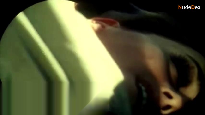 Miriam Alex in A Woman On Fire, photo 4