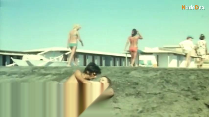 Miriam Alex in A Woman On Fire, photo 6