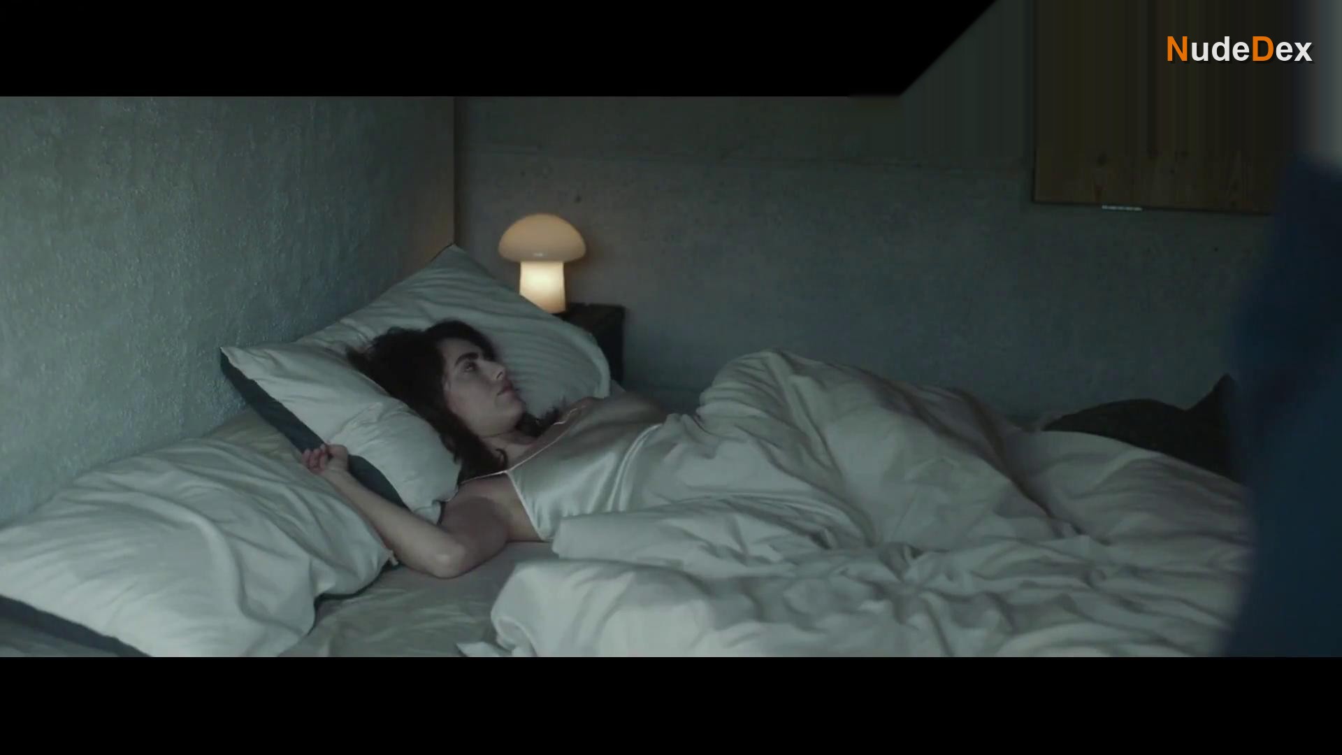 Miriam Leone in Il Testimone Invisibile, photo 2