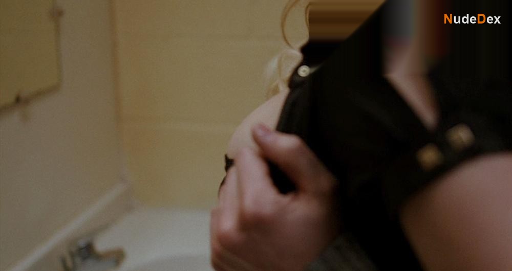 Mischa Barton in Homecoming, photo 7