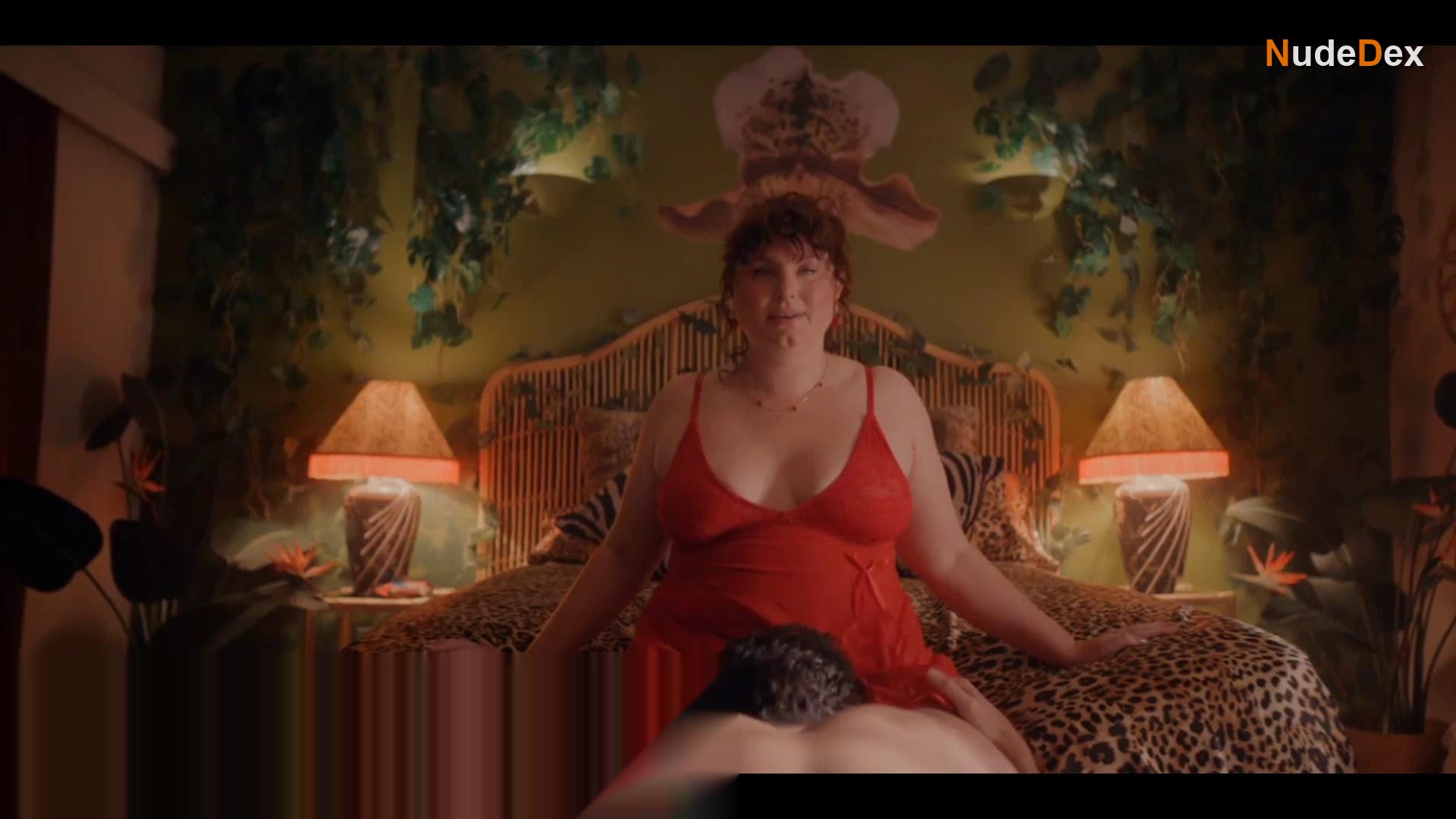 Moana Johnson in Madam, photo 6