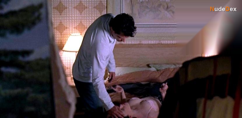 Molly Parker in Men With Brooms, photo 1