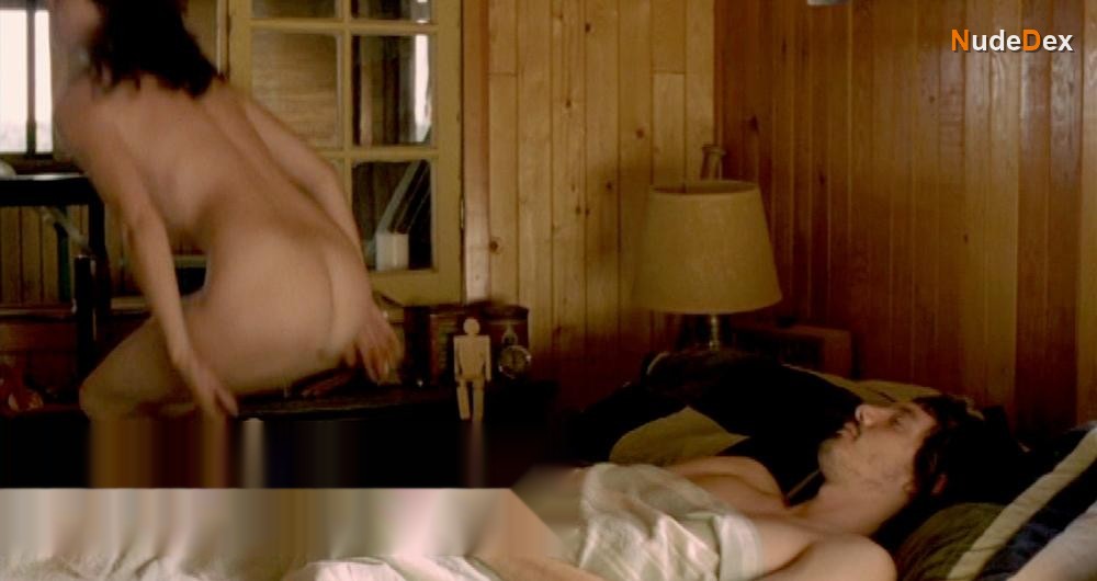 Molly Parker in Who Loves The Sun, photo 10